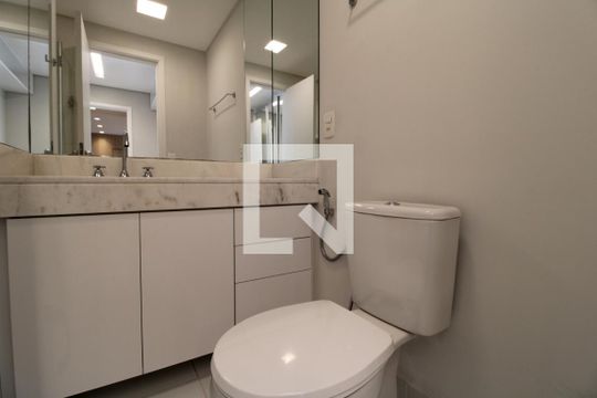Banheiro comum de apartamento à venda com 2 quartos, 83m² em Cidade Monções, São Paulo