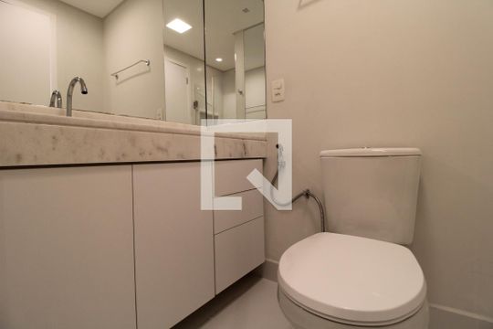 Banheiro comum de apartamento à venda com 2 quartos, 83m² em Cidade Monções, São Paulo