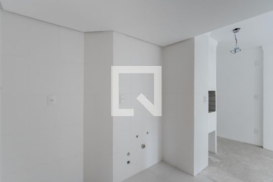 Cozinha e Área de Serviço de apartamento à venda com 1 quarto, 55m² em Floresta, Porto Alegre
