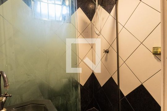 Banheiro  de casa de condomínio à venda com 3 quartos, 100m² em Vila Gomes Cardim, São Paulo