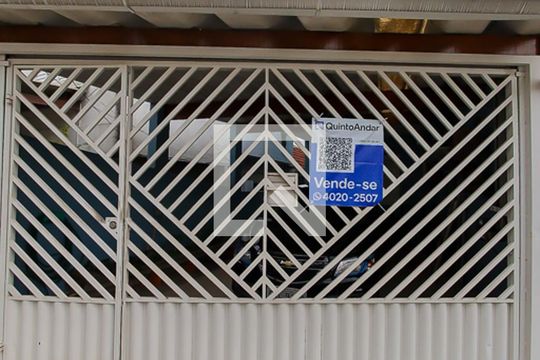 Fachada  de casa à venda com 3 quartos, 175m² em Parada Inglesa, São Paulo