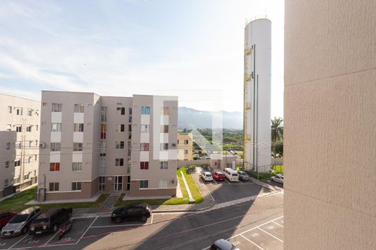 Vista da Sala de apartamento para alugar com 2 quartos, 41m² em Campo Grande, Rio de Janeiro