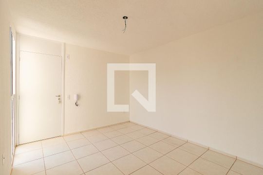 Sala de apartamento para alugar com 2 quartos, 41m² em Campo Grande, Rio de Janeiro