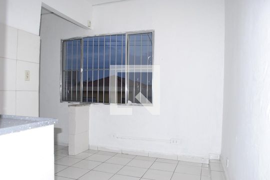Cozinha de kitnet/studio para alugar com 1 quarto, 53m² em Vila Santa Clara, São Paulo