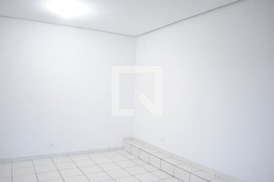 Quarto de kitnet/studio para alugar com 1 quarto, 53m² em Vila Santa Clara, São Paulo