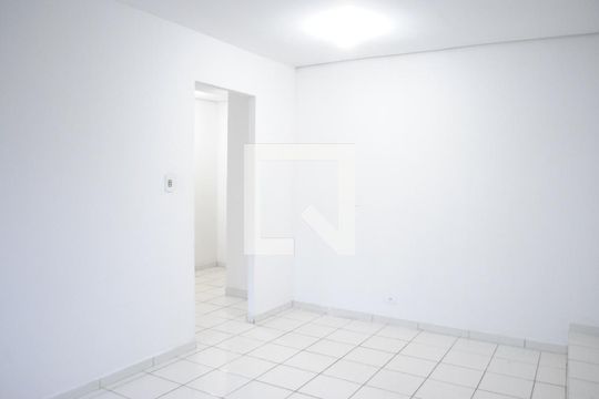 Quarto de kitnet/studio para alugar com 1 quarto, 53m² em Vila Santa Clara, São Paulo
