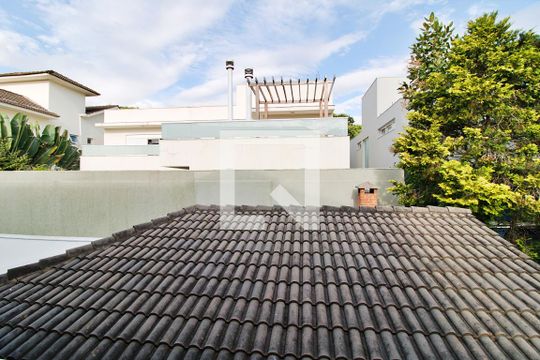 Vista da Suíte 3 de casa de condomínio à venda com 4 quartos, 700m² em Residencial Morumbi, São Paulo