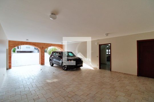 Garagem de casa de condomínio à venda com 4 quartos, 700m² em Residencial Morumbi, São Paulo