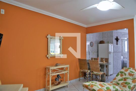 Sala de apartamento para alugar com 1 quarto, 51m² em Caiçara, Praia Grande