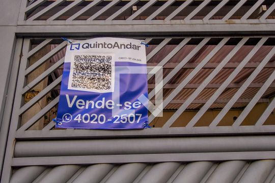 Plaquinha de casa à venda com 2 quartos, 90m² em Vila Ivone, São Paulo