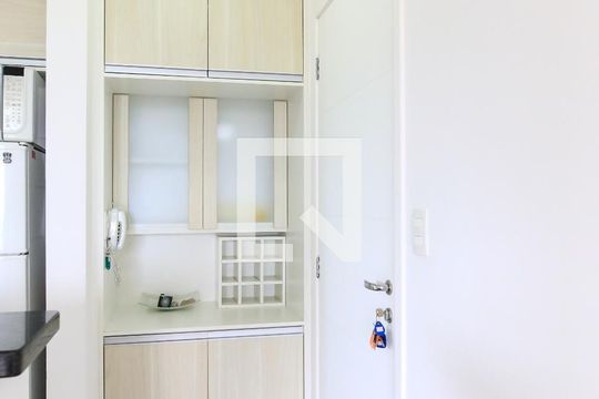 Hall de Entrada de apartamento para alugar com 2 quartos, 60m² em Centro, São José dos Campos