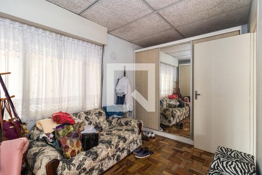 Quarto 1 de casa para alugar com 3 quartos, 210m² em Jardim Leopoldina, Porto Alegre