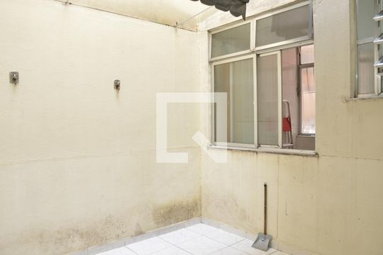 Área Externa de apartamento para alugar com 2 quartos, 68m² em Fonseca, Niterói