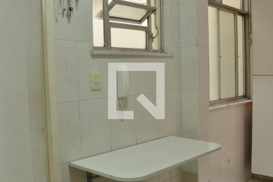Cozinha de apartamento para alugar com 2 quartos, 68m² em Fonseca, Niterói