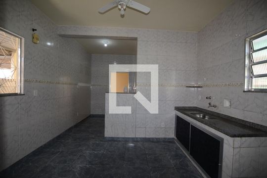 Cozinha de apartamento à venda com 3 quartos, 90m² em Irajá, Rio de Janeiro