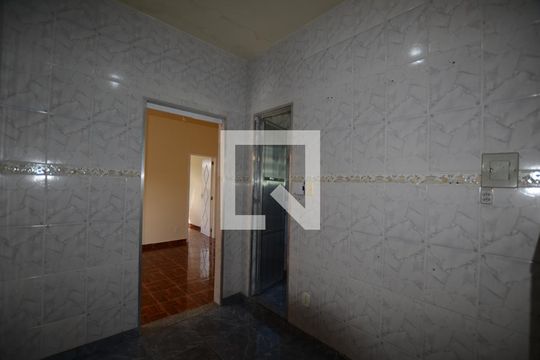 Cozinha de apartamento para alugar com 2 quartos, 90m² em Irajá, Rio de Janeiro