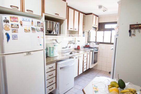 Cozinha de apartamento à venda com 3 quartos, 108m² em Chácara Tatuapé, São Paulo