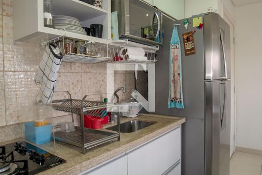 Cozinha de apartamento à venda com 2 quartos, 55m² em Vila Nambi, Jundiaí