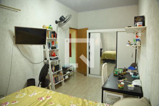 Quarto 1  de casa à venda com 6 quartos, 180m² em Alves Dias, São Bernardo do Campo