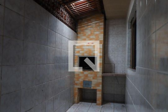 Churrasqueira de casa para alugar com 2 quartos, 55m² em Iná, São José dos Pinhais