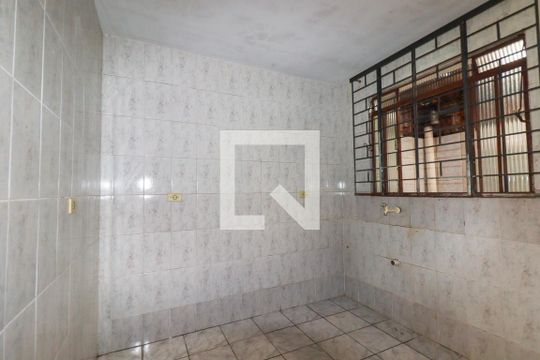 Cozinha de casa para alugar com 2 quartos, 55m² em Iná, São José dos Pinhais