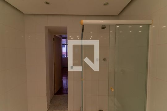 Banheiro da Suíte de apartamento para alugar com 4 quartos, 160m² em Tijuca, Rio de Janeiro