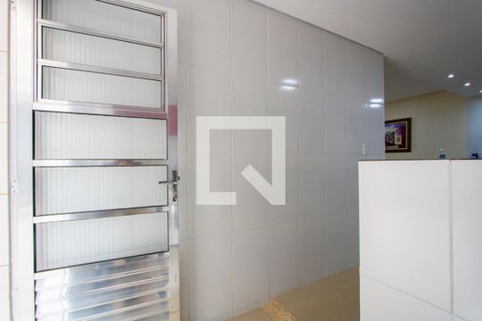 Área de Serviço de casa à venda com 6 quartos, 312m² em Vila Guarani, Santo André