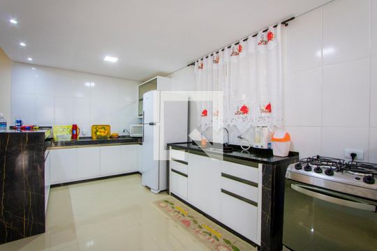 Cozinha de casa à venda com 6 quartos, 312m² em Vila Guarani, Santo André