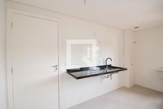 Cozinha e Área de Serviço de apartamento à venda com 2 quartos, 43m² em Santana, São Paulo