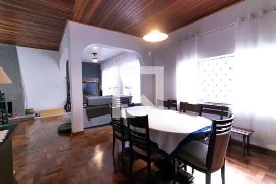 Casa para alugar com 6 quartos, 800m² em Indianópolis, São Paulo