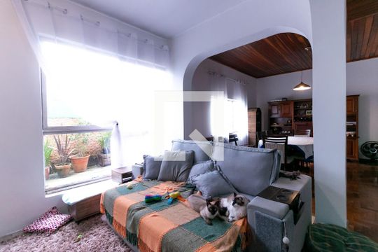 Casa para alugar com 6 quartos, 800m² em Indianópolis, São Paulo