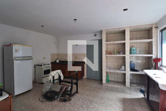 Cozinha de casa à venda com 2 quartos, 146m² em Vila Curuçá, Santo André