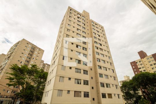 Fachada  de apartamento para alugar com 2 quartos, 52m² em Jardim Celeste, São Paulo