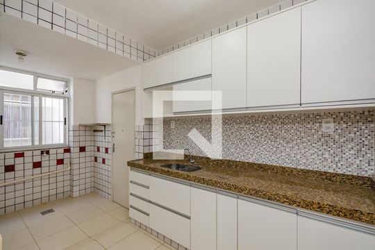 Cozinha de apartamento à venda com 3 quartos, 112m² em Calafate, Belo Horizonte