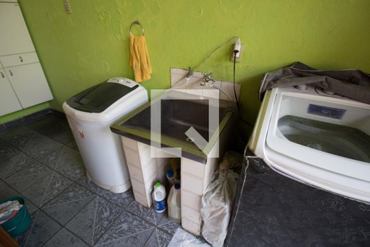 Lavanderia de casa à venda com 3 quartos, 142m² em Cidade Patriarca, São Paulo