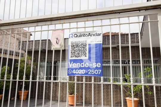 Fachada de casa à venda com 3 quartos, 142m² em Cidade Patriarca, São Paulo