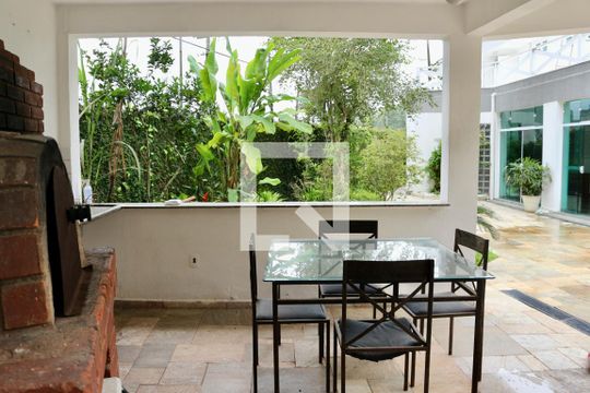 Churrasqueira de casa de condomínio para alugar com 5 quartos, 500m² em Enseada, Guarujá