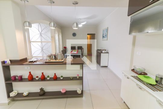Cozinha de casa à venda com 4 quartos, 125m² em Jardim Ester Yolanda, São Paulo