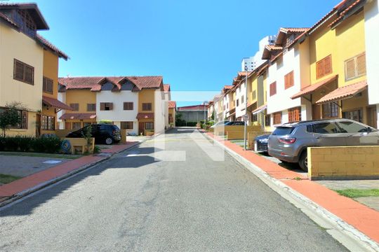Área comum de casa de condomínio à venda com 4 quartos, 250m² em Vila Rosália, Guarulhos