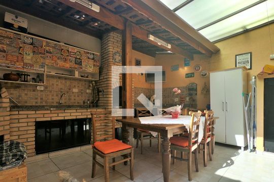 Churrasqueira de casa de condomínio à venda com 4 quartos, 250m² em Vila Rosália, Guarulhos