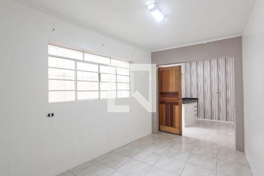 Cozinha de casa à venda com 3 quartos, 180m² em Vila Guarani (zona Sul), São Paulo