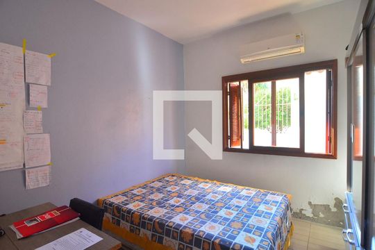 Quarto 1 de casa à venda com 4 quartos, 155m² em Harmonia, Canoas