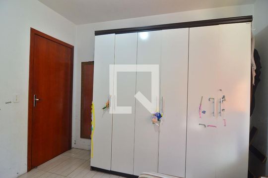 Quarto 3 de casa à venda com 4 quartos, 155m² em Harmonia, Canoas