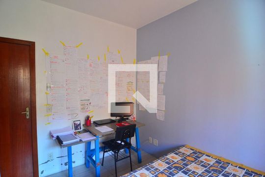 Quarto 1 de casa à venda com 4 quartos, 155m² em Harmonia, Canoas