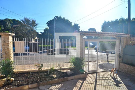 Vista Sala de casa à venda com 4 quartos, 155m² em Harmonia, Canoas