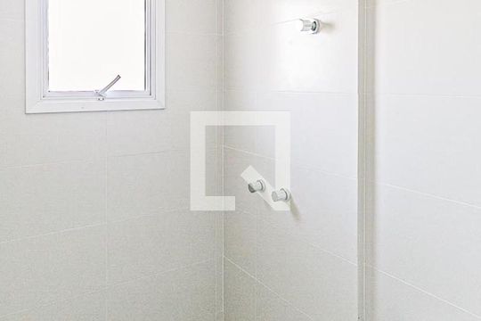 Banheiro da Suíte de apartamento à venda com 2 quartos, 95m² em Santo Antônio, Porto Alegre