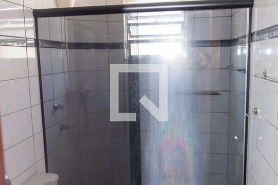 Banheiro de apartamento à venda com 2 quartos, 57m² em Conceição, Diadema