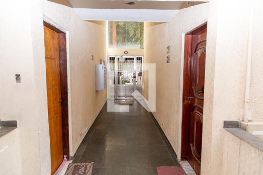 Hall de Entrada de apartamento à venda com 2 quartos, 57m² em Conceição, Diadema