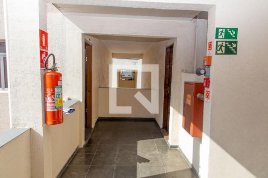 Hall de Entrada de apartamento à venda com 2 quartos, 57m² em Conceição, Diadema