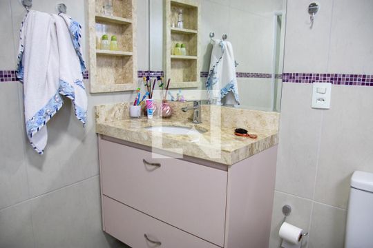 Banheiro do Quarto 1 de casa à venda com 3 quartos, 190m² em Vila Constança, São Paulo